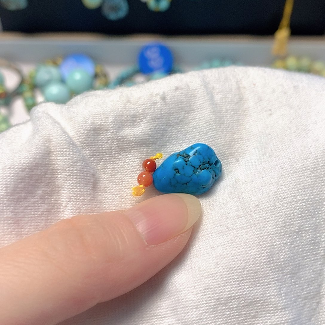 南红玛瑙未镶嵌珠宝奇石