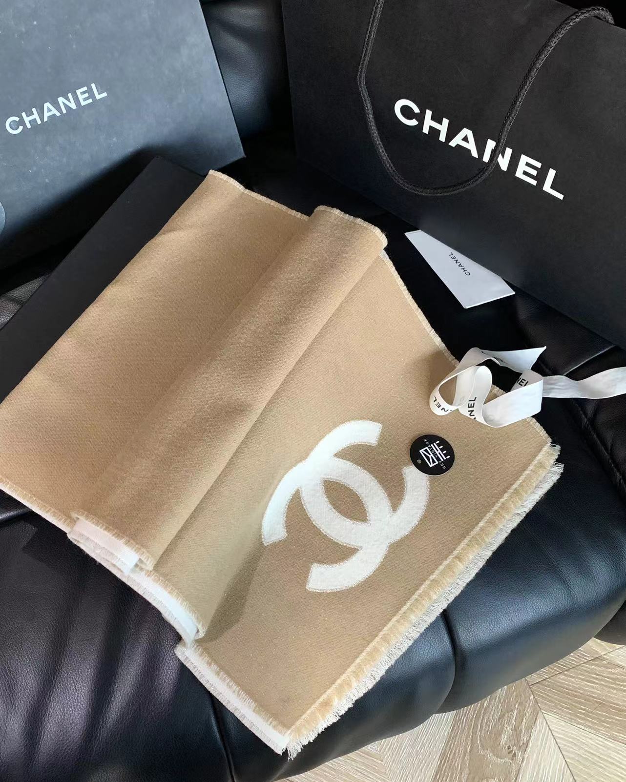 未使用 Chanel/香奈儿 25A米白驼色双色双c围巾 16529171
