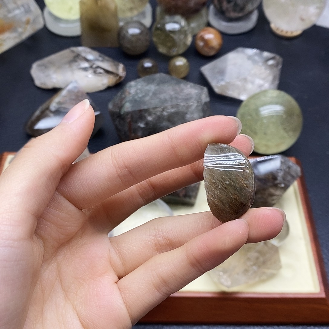 水晶未镶嵌珠宝半成品135