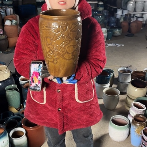 19口31高瑕疵盆子 