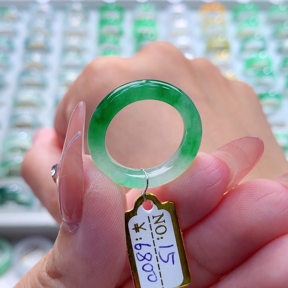 翡翠未镶嵌戒指15号