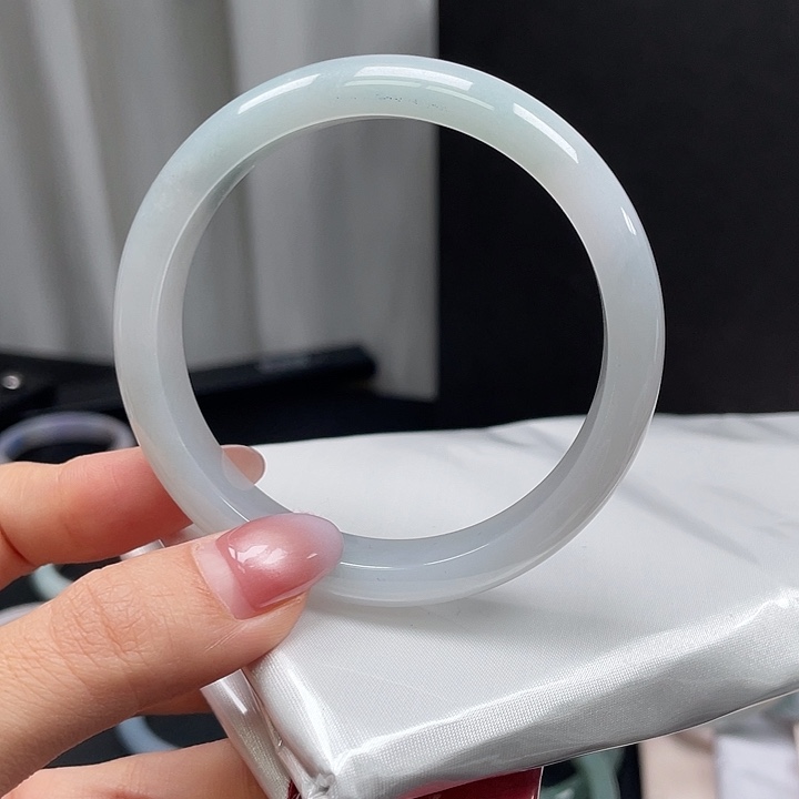 翡翠未镶嵌手镯59正圈