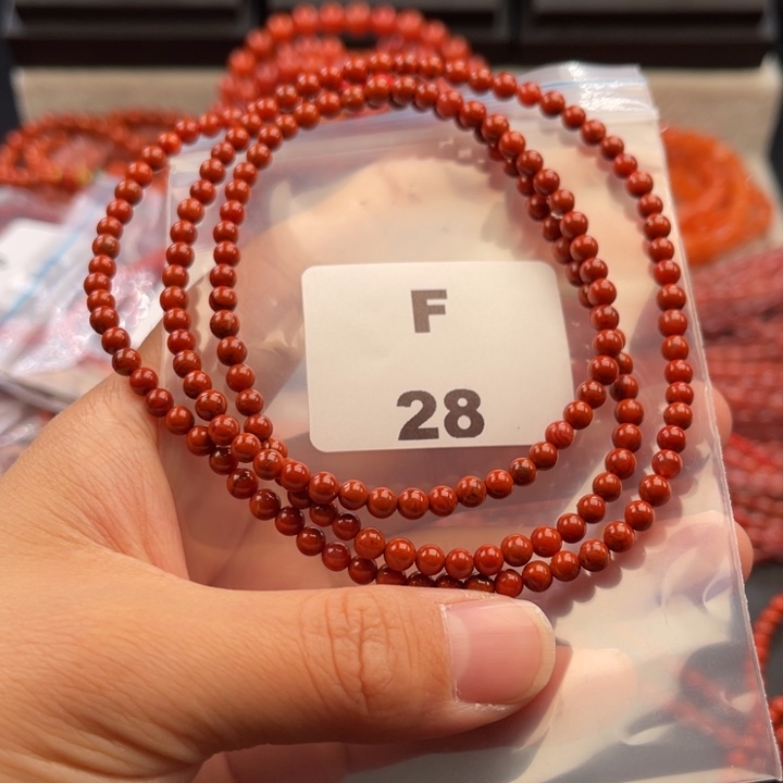 南红玛瑙未镶嵌多样性发货默认微瑕称重4mm