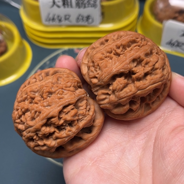 文玩核桃吊坠46-35249-05