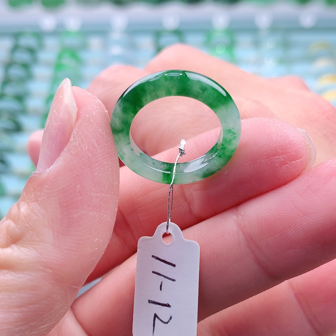 翡翠戒指未镶嵌A货缅甸翡翠