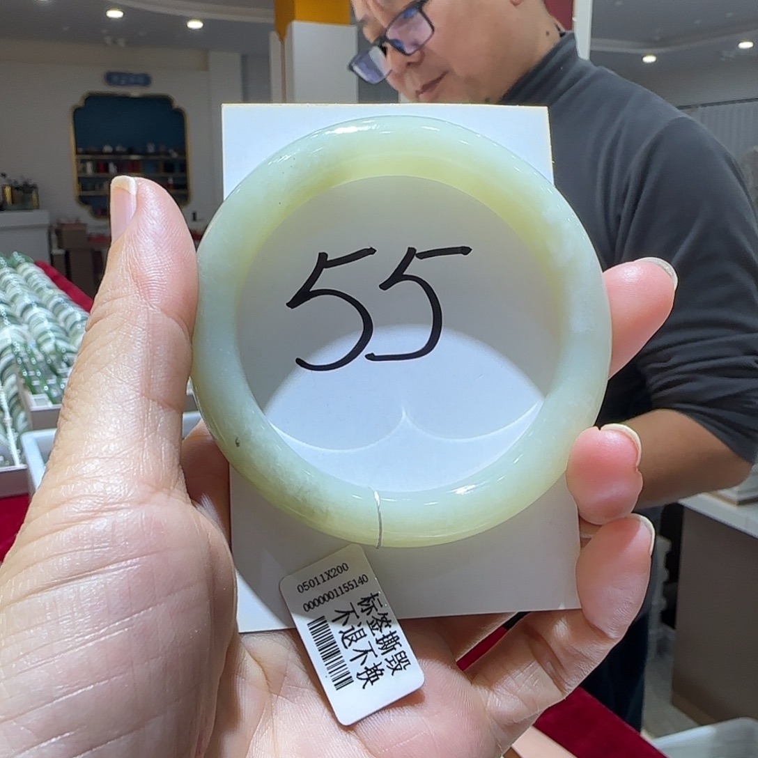 和田玉未镶嵌手镯371