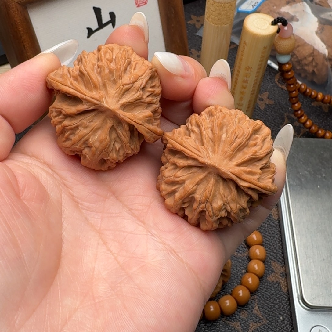 文玩核桃把件39苹果园G252