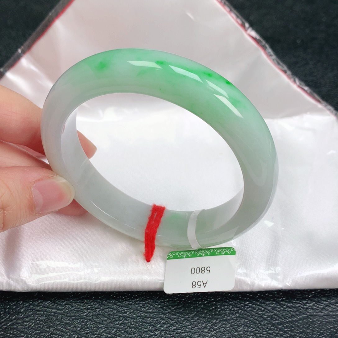 翡翠手镯未镶嵌58➕