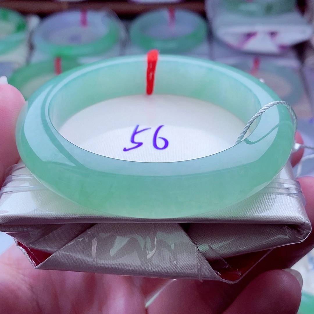 0612圈口56正圈手镯冰绿胶润冰起光天然翡翠A货传承56.8，12.2，9.9