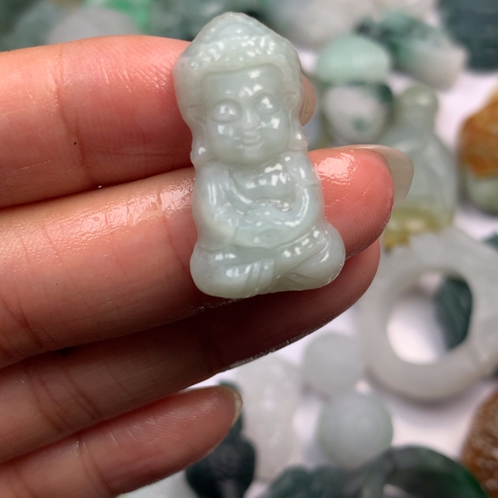 定制翡翠未镶嵌翡翠