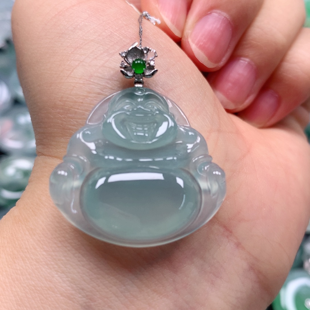 翡翠18K金镶嵌颈饰天然翡翠