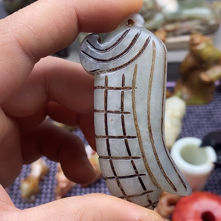 未镶嵌蛇纹石玉颈饰