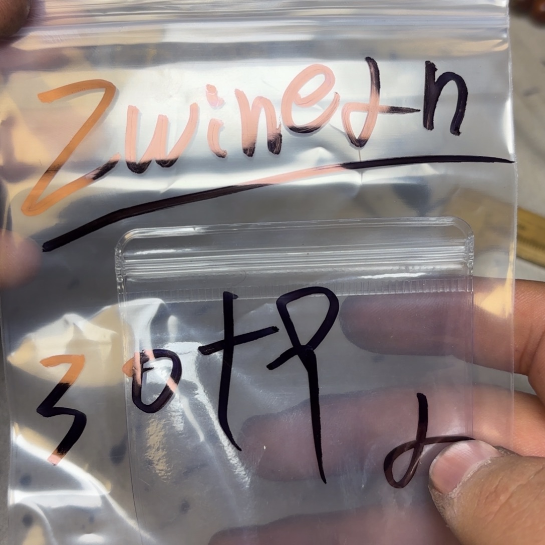 Z***q泥塑藏地金刚菩提念珠Zwinr