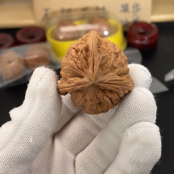 喵***喵吊坠文玩核桃瑕疵不退不换