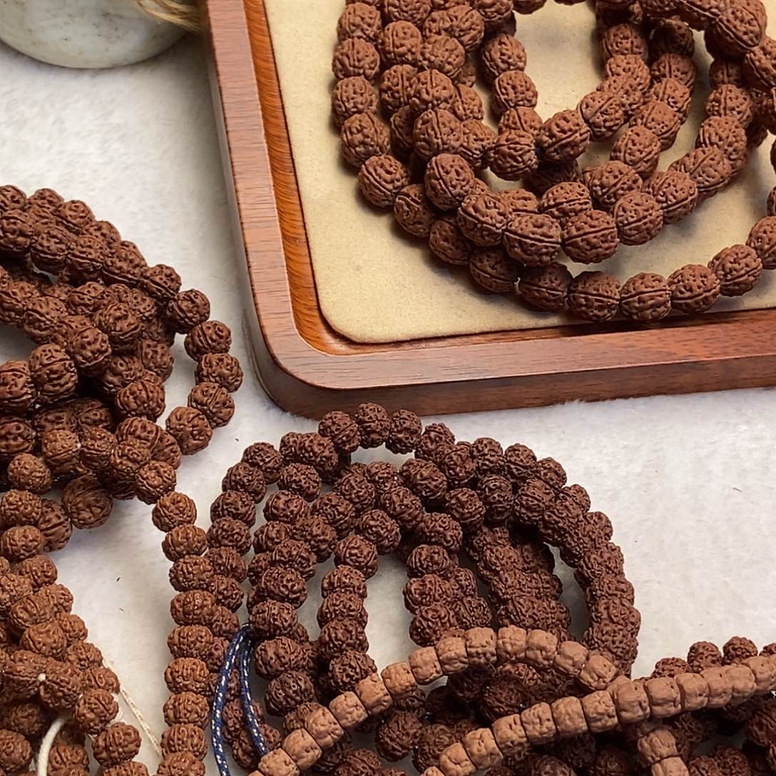 歌***爷吊坠金刚菩提盘龙手持