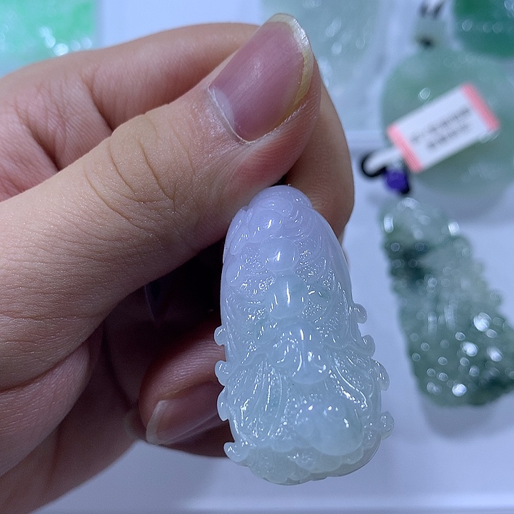 翡翠未镶嵌颈饰天然翡翠A货吊坠