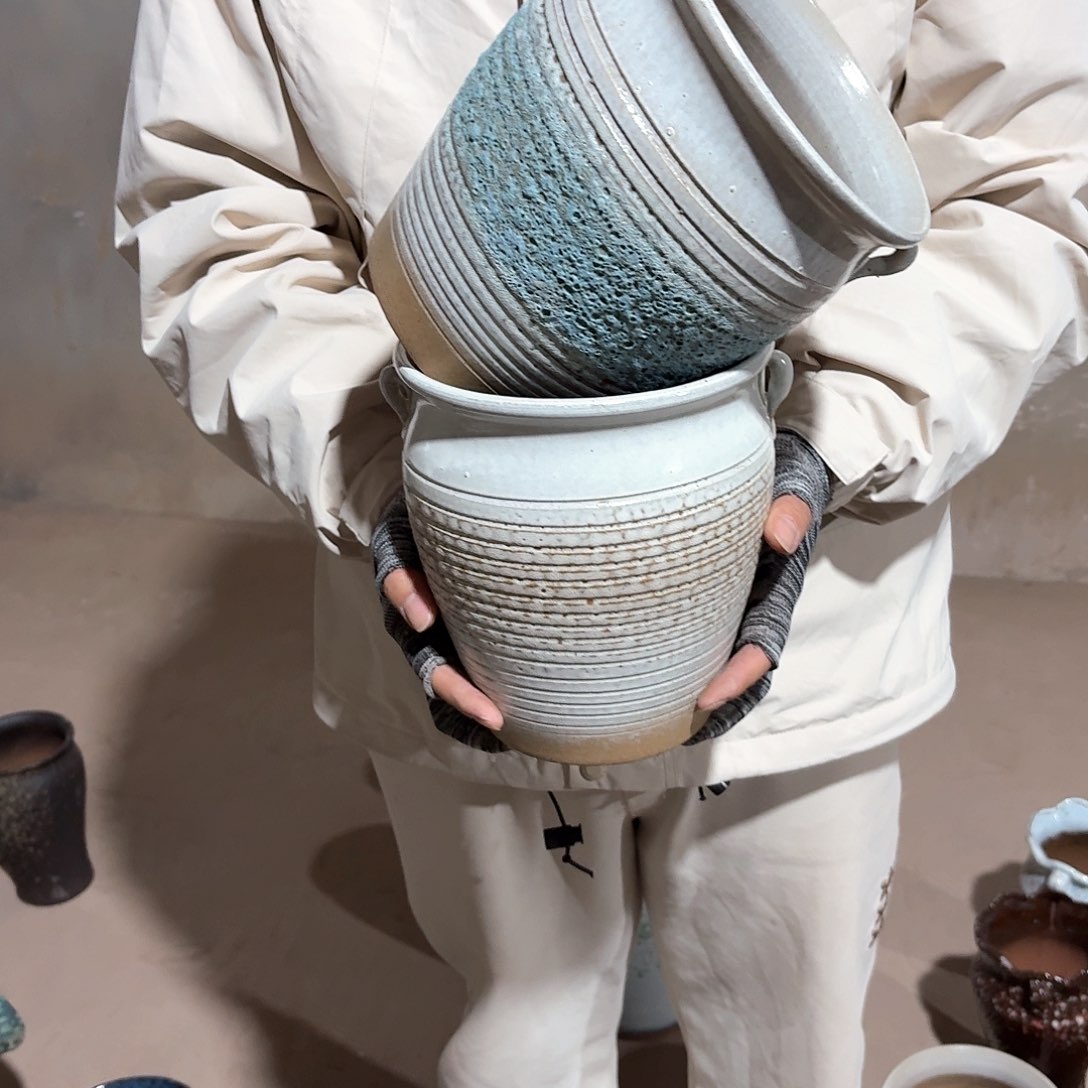 紫砂花盆口20高21两个