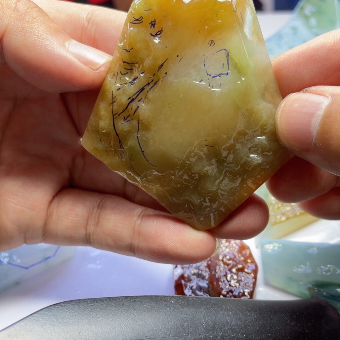 定制翡翠未镶嵌不退不换