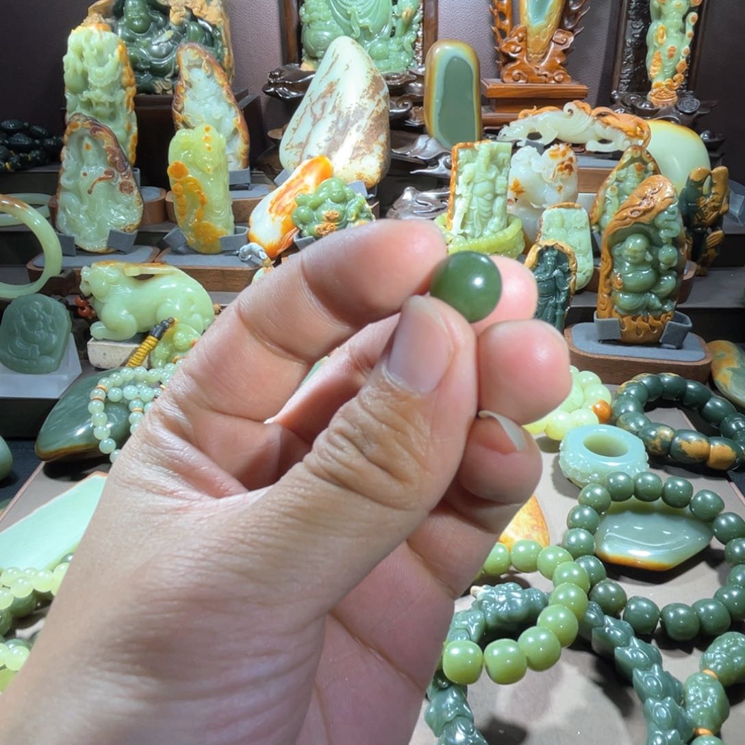 透闪石质玉单珠未镶嵌森**子