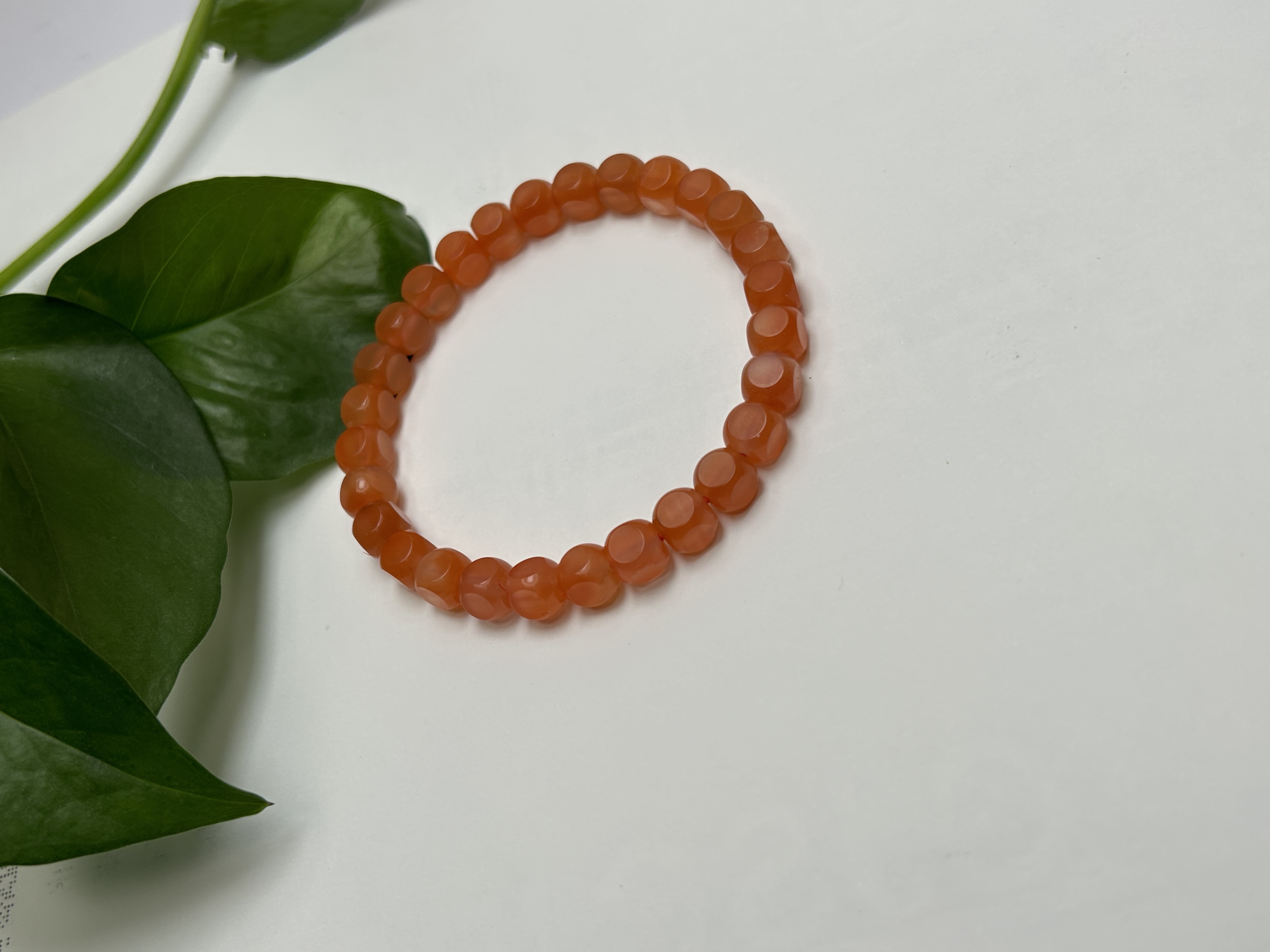 南红手串满色满肉