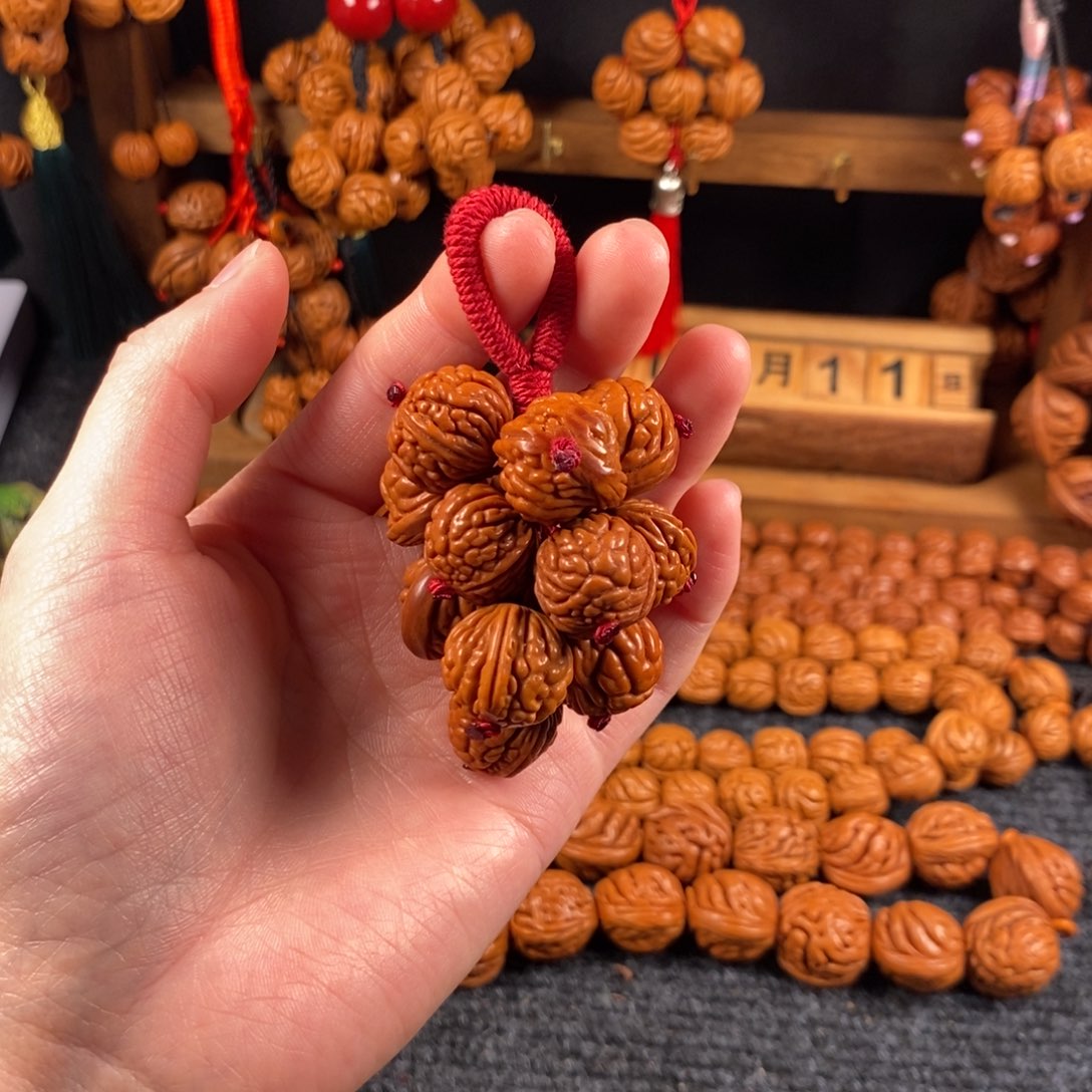 吊坠桃核15链接桃枭手串