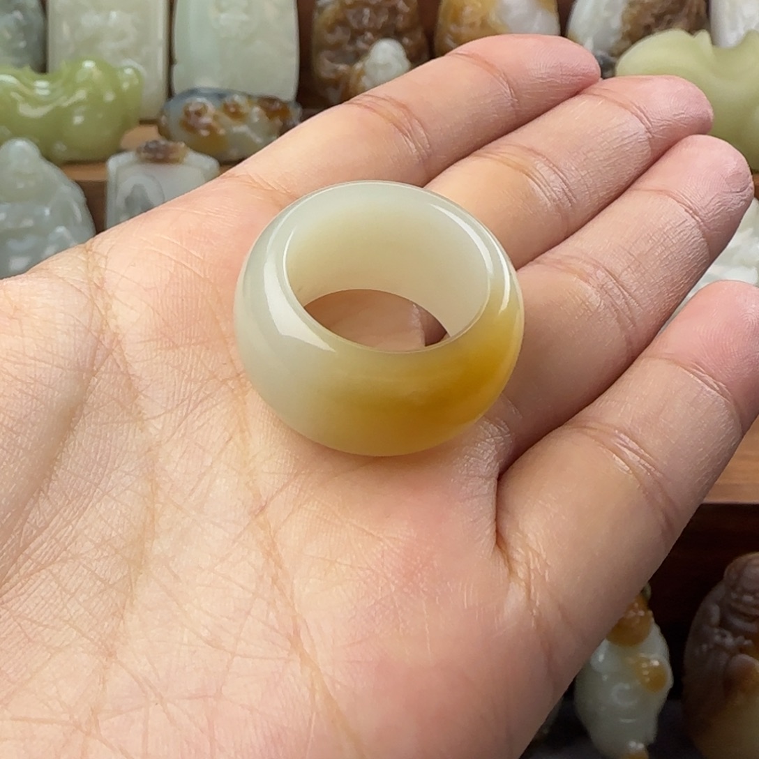 定制和田玉未镶嵌和田玉