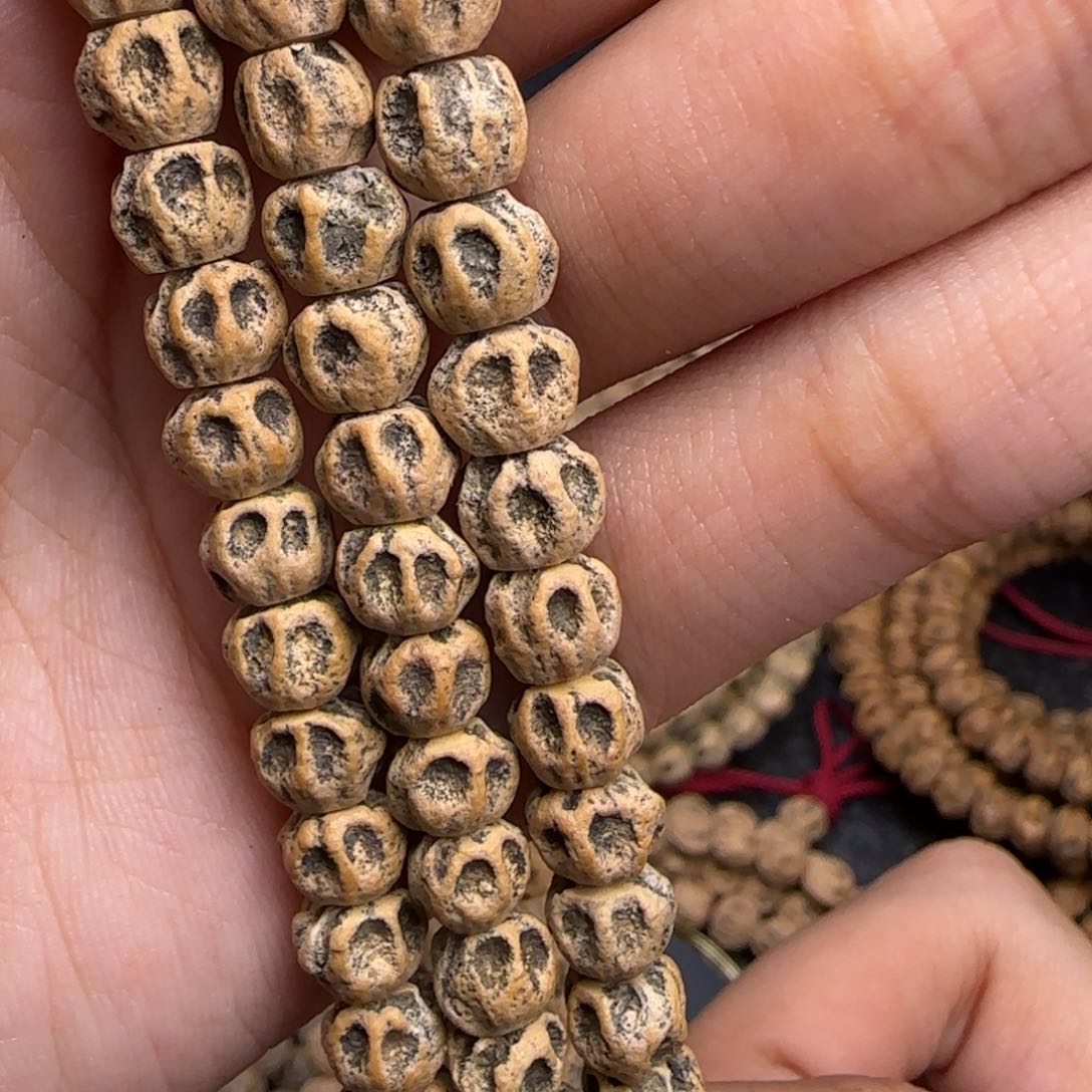 柏香籽/百香籽吊坠W****y