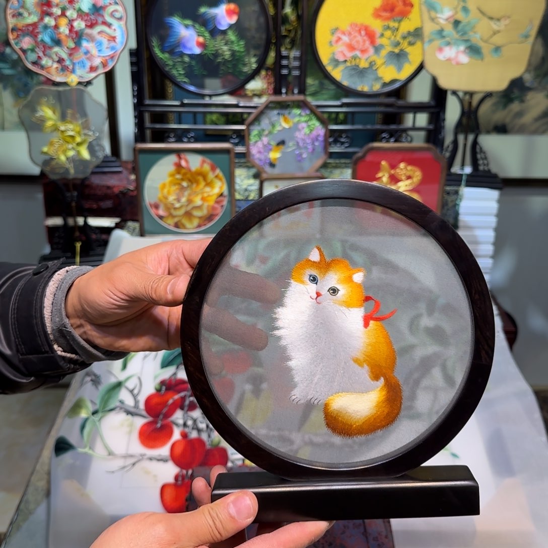 刺绣刺绣工艺精湛