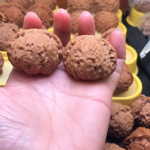 核桃把件相****）43南瓜墩狮子头