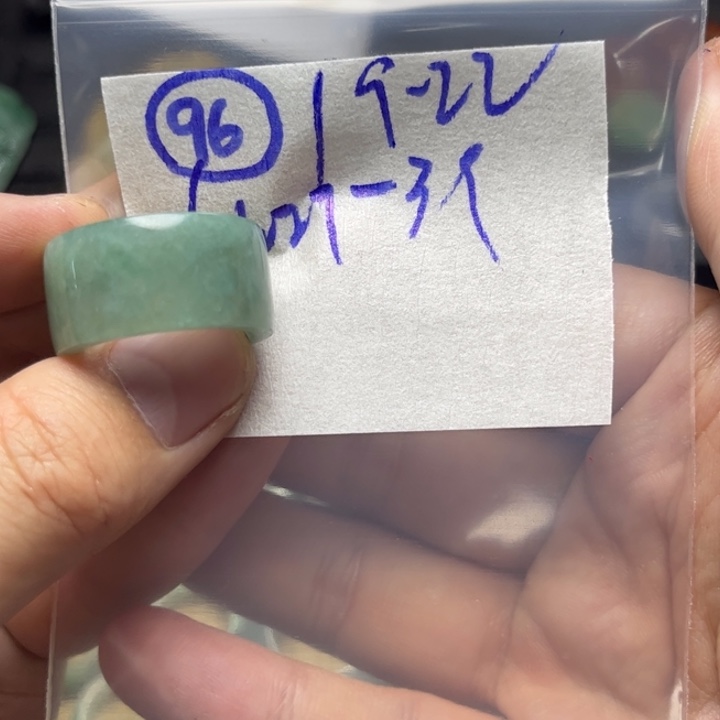 定制翡翠未镶嵌明天