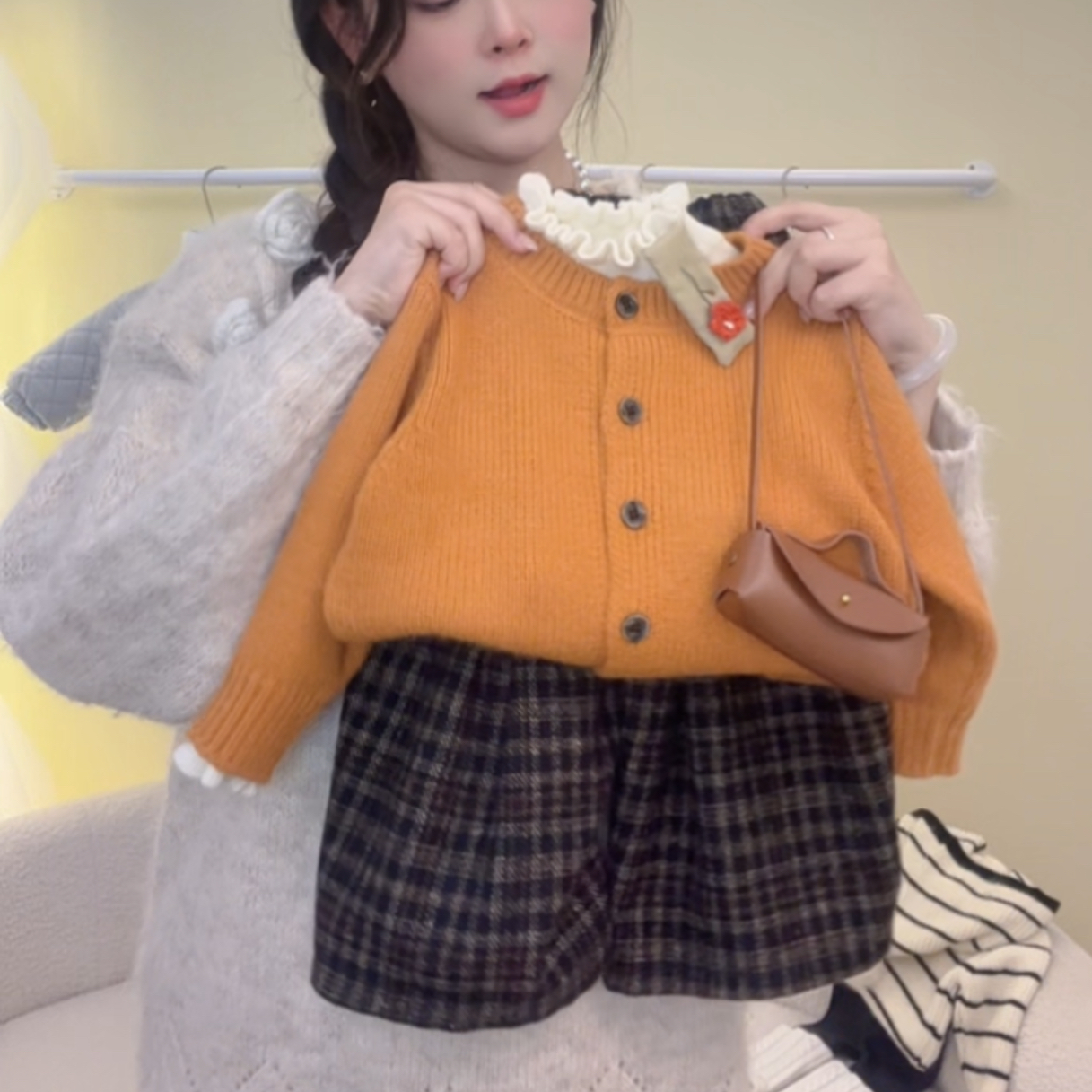 巨显白！女童韩系秋季开衫毛衣外套格子阔腿裤洋气两件套