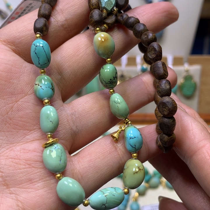 绿松石18K金镶嵌锁骨链