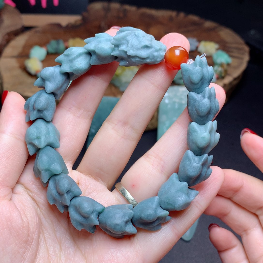 定制翡翠未镶嵌翡翠