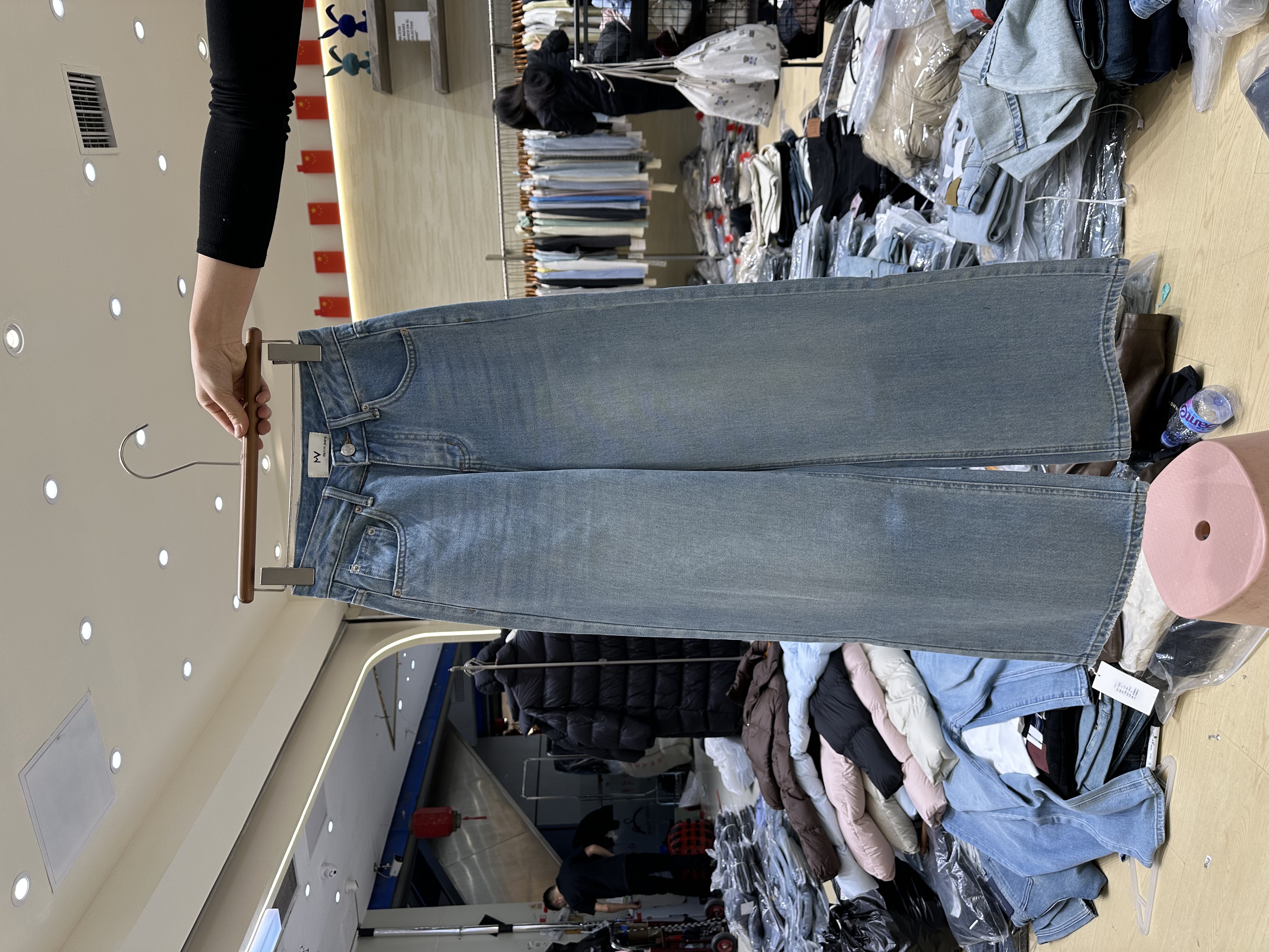 NEVROOC-直筒高腰牛仔裤/;MV876