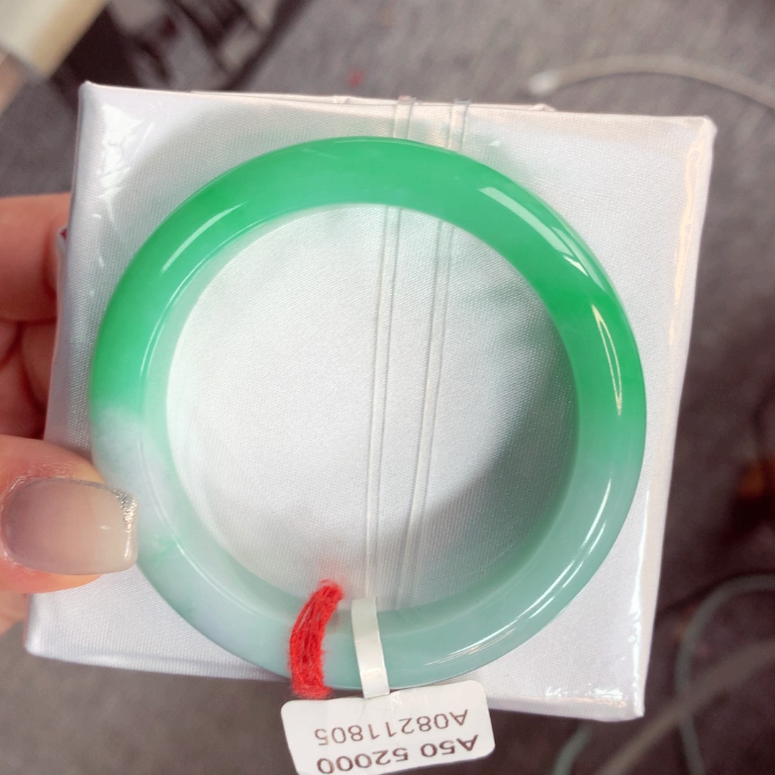 翡翠手镯未镶嵌50正22号88