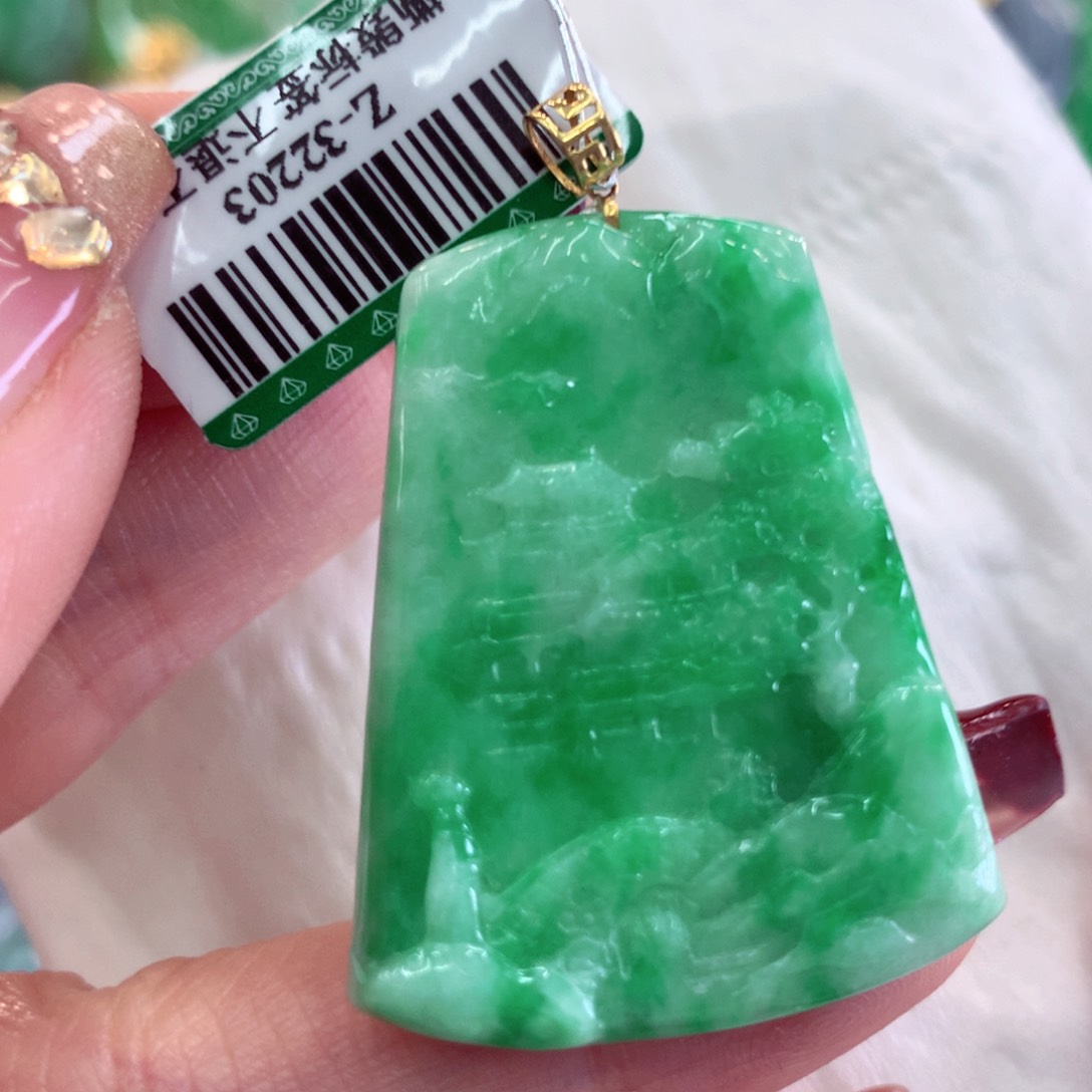 翡翠吊坠(不含链)18K金镶嵌