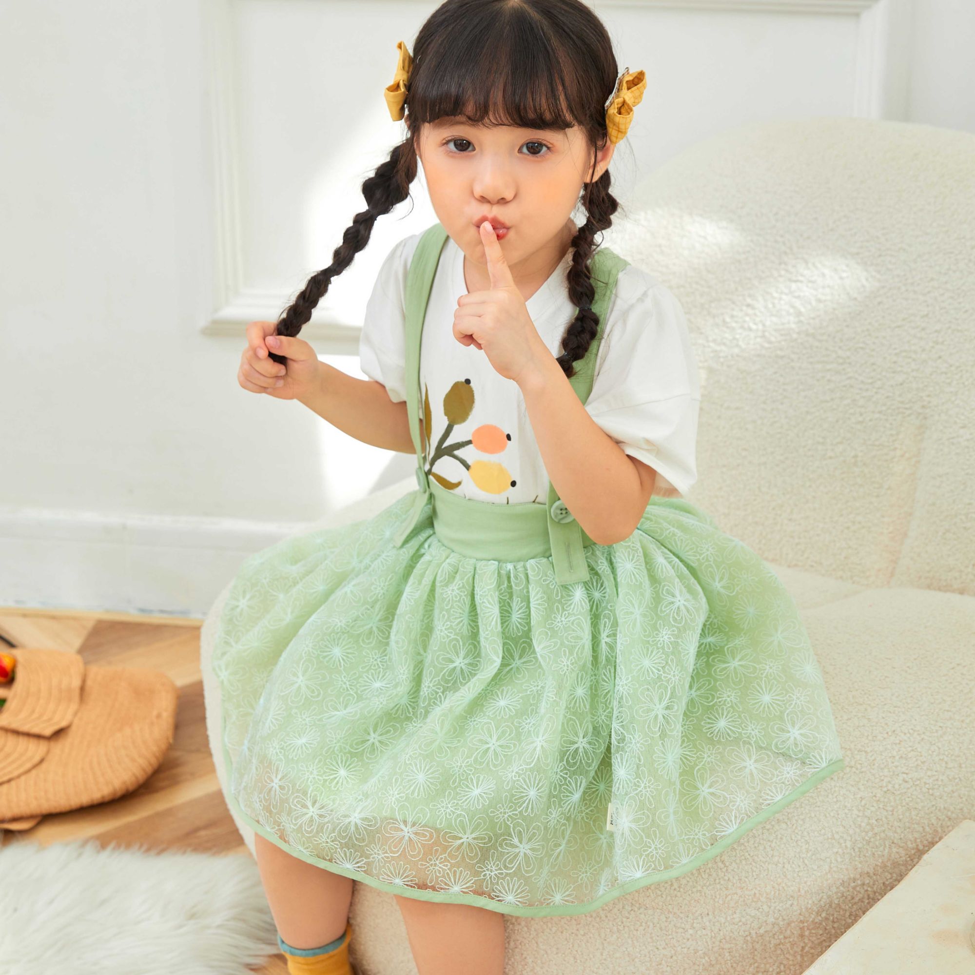 蓬蓬背带半身裙女童4242023102