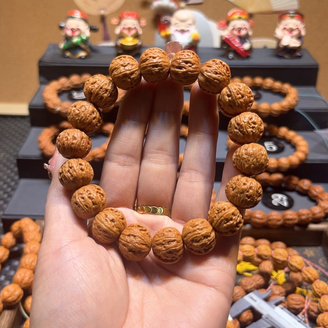 文玩核桃手串A***.精品