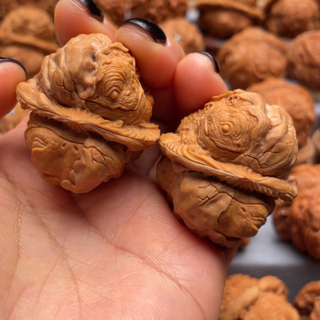 手串/手链核桃#****子蜕变蛤蟆头核桃雕刻核桃