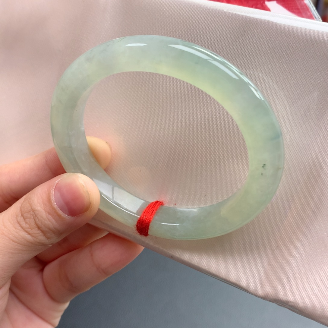 翡翠未镶嵌手镯8号贵妃
