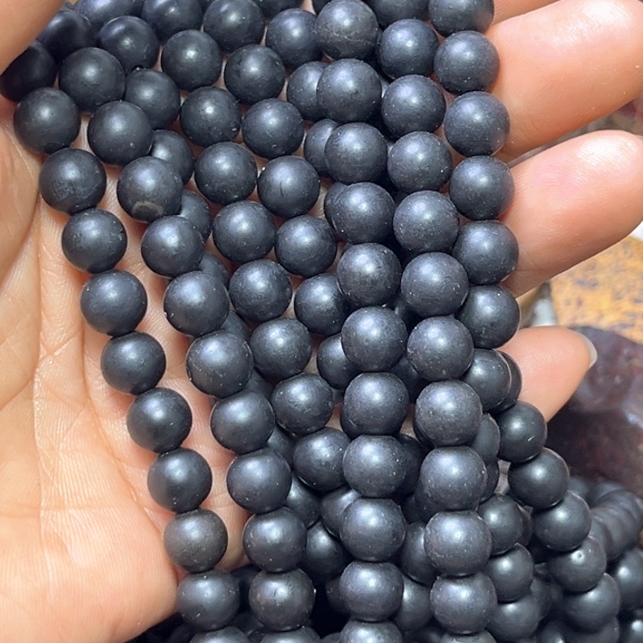 煜***道石英石五条条黑珍珠