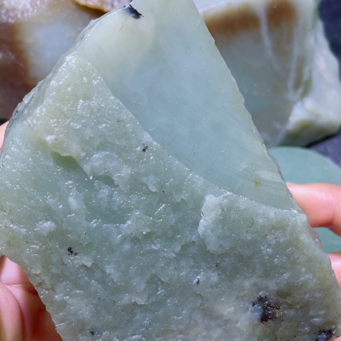 和田玉未镶嵌珠宝半成品