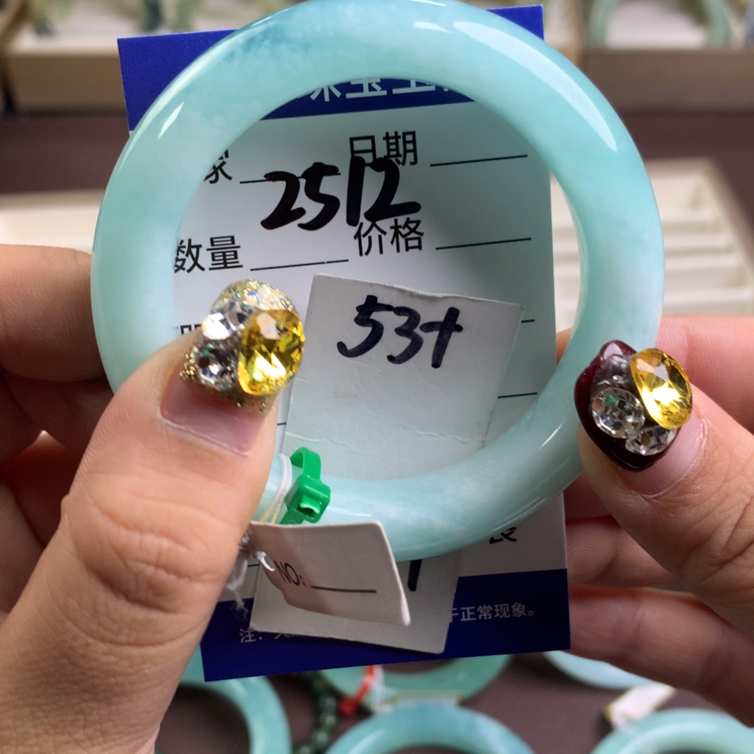 蛇纹石玉手镯未镶嵌2512