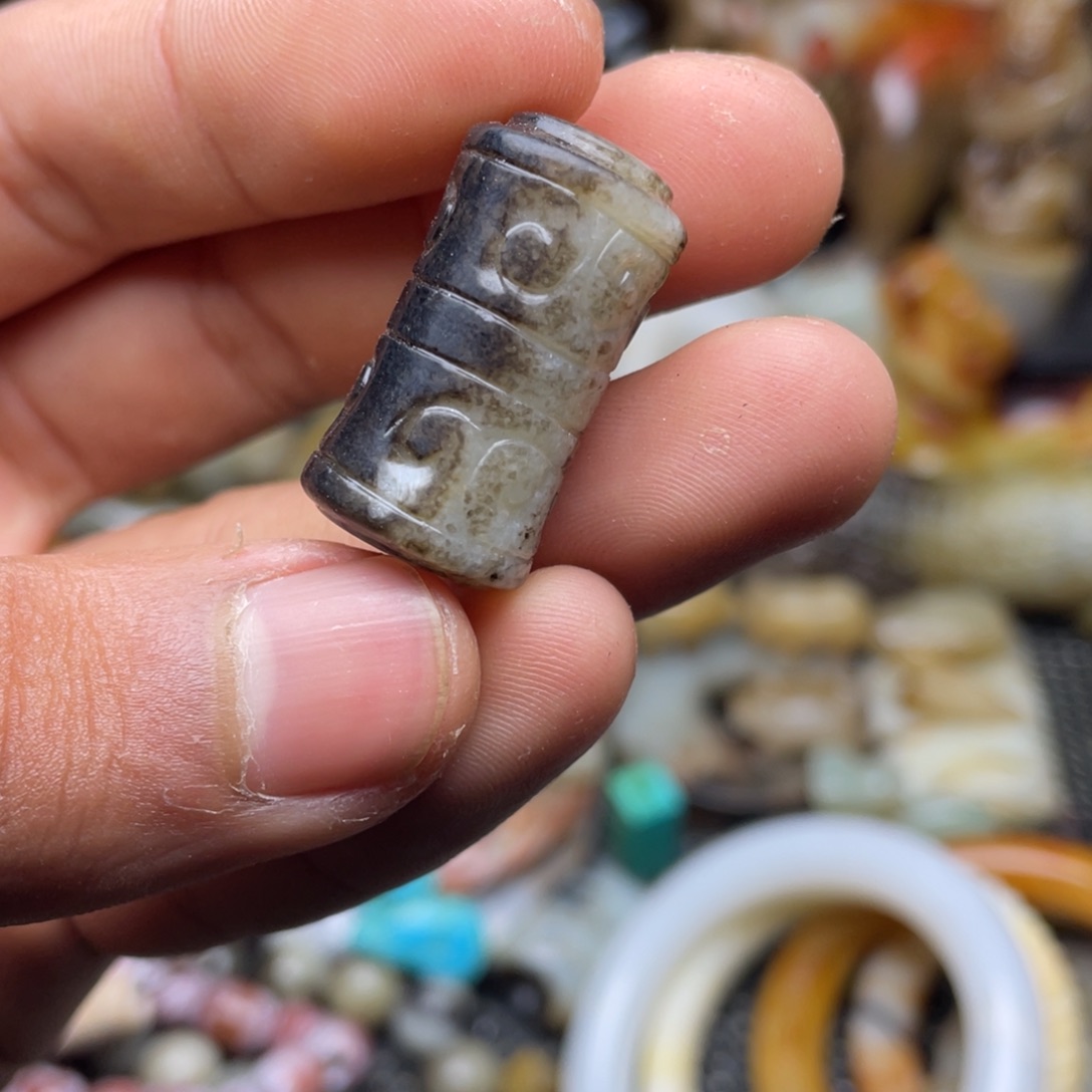 和田玉（糖玉）未镶嵌挂件