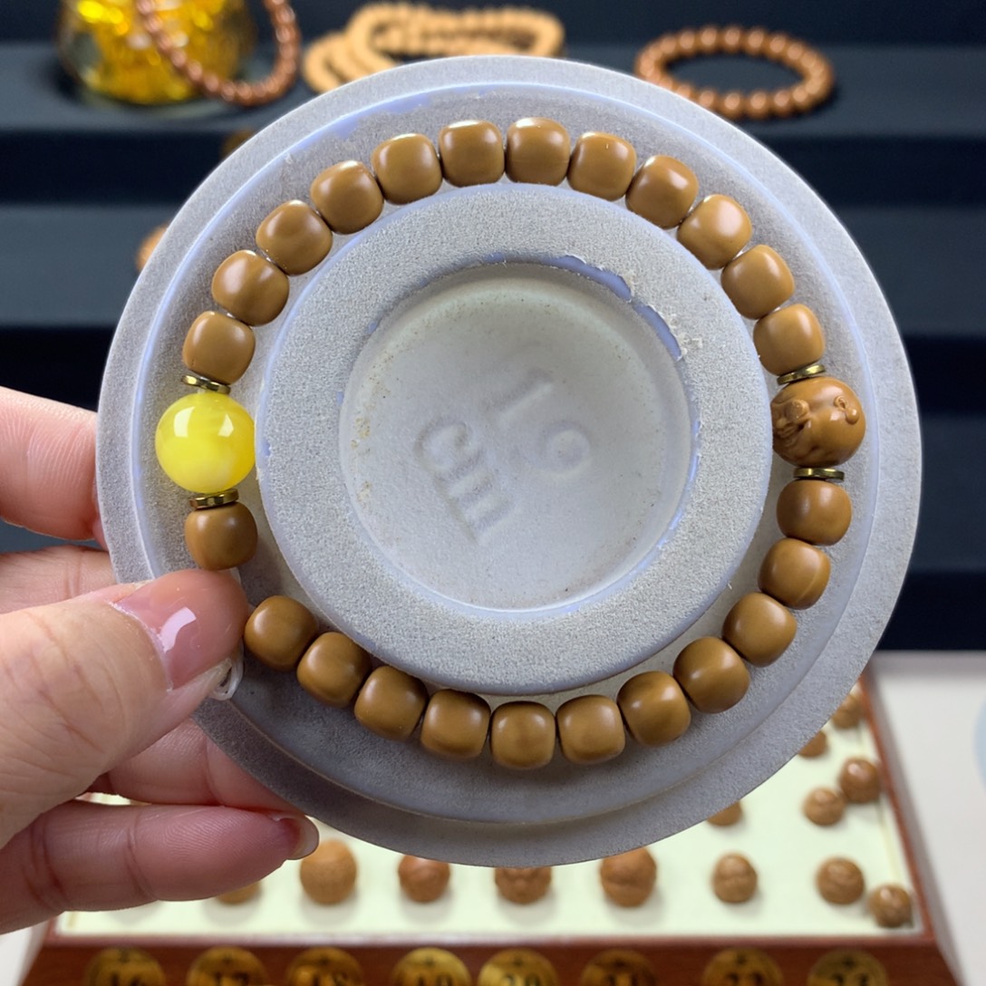 L***.猴头核桃手串猴头核桃放糖微瑕款