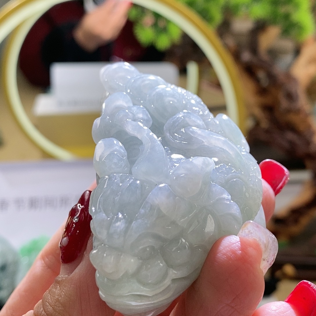 【闪购商品】翡翠颈饰未镶嵌金蟾