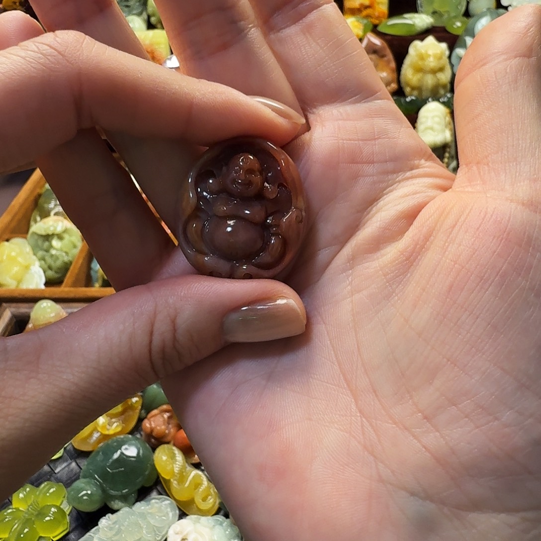 ℳ***ℳ蛇纹石玉未镶嵌颈饰