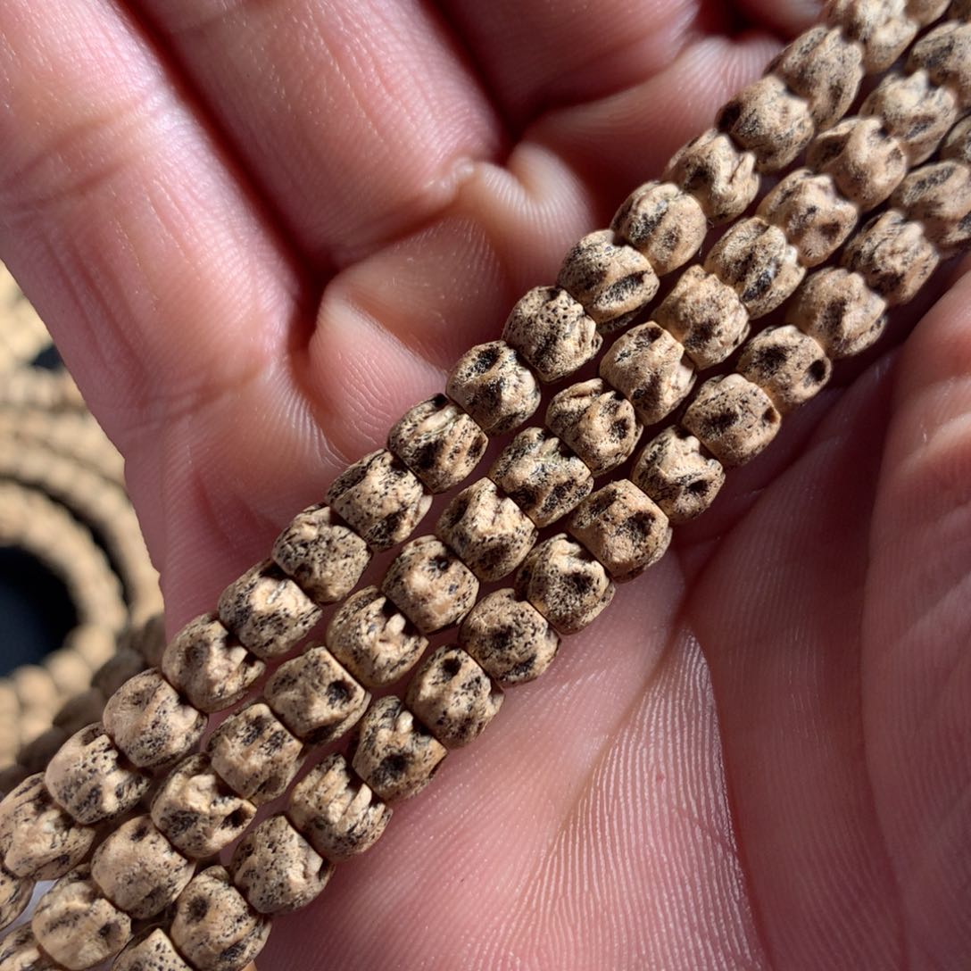 柏香籽/百香籽吊坠