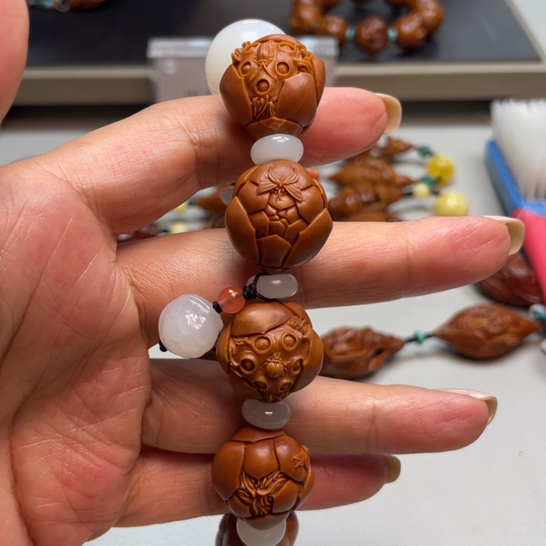 吊坠橄榄核预定九品