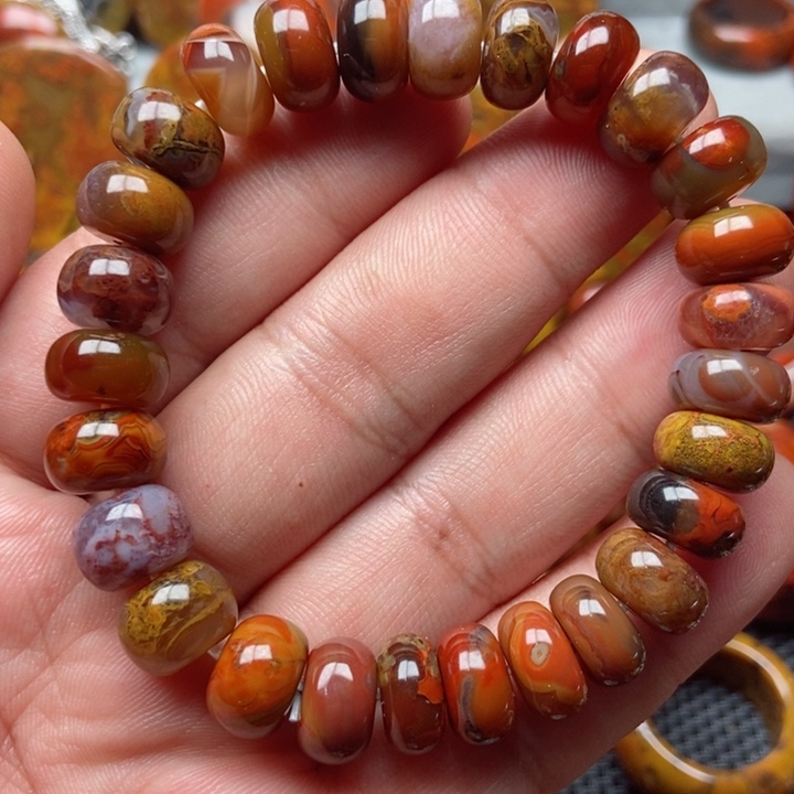 玛瑙/玉髓手串未镶嵌